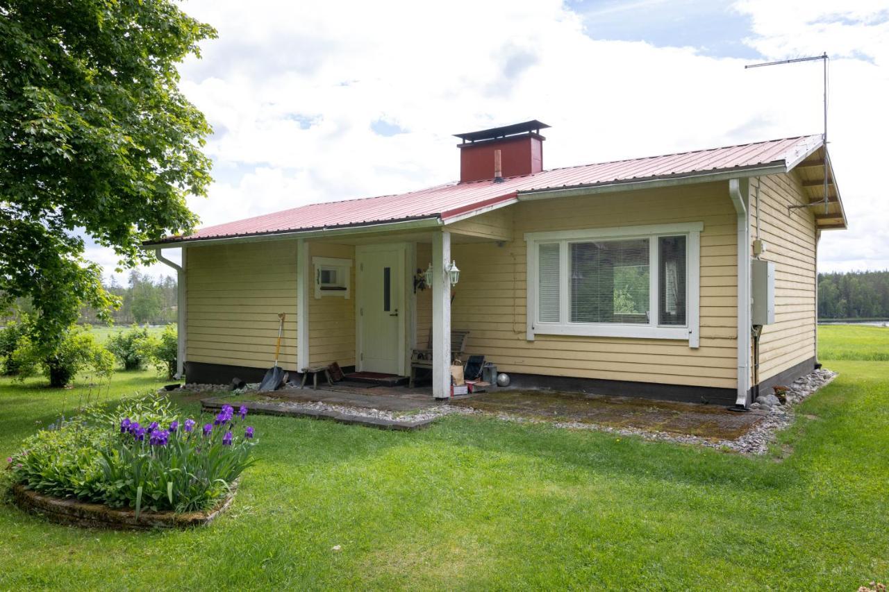 Mummon Moekki - Granny'S Cottage Suonenjoki Bagian luar foto